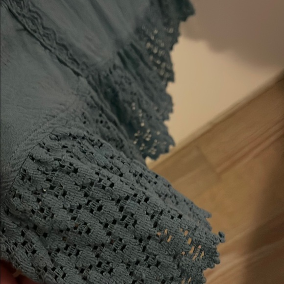 Green Relaxed Ruffled 3/4 Sleeve Tunic - Picture 5 of 6